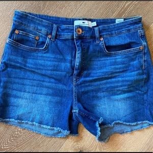 Vineyard vines shorts size 31